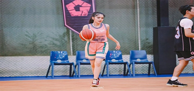 Davina Karamoy Saat Olahraga: 7 Gaya Hits Jadi Perbincangan