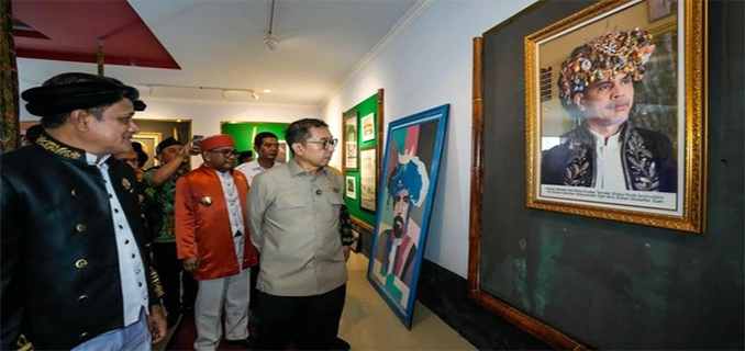 Menbud Tinjau Sejarah Maluku Beri Pelestarian Warisan Budaya