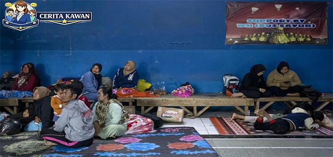 279 Warga Cisarua Mengungsi di Kantor Desa Pasirlangu