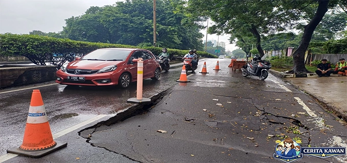 Jalan Ambles di Kemayoran Arus Kendaraan Kini Menyempit